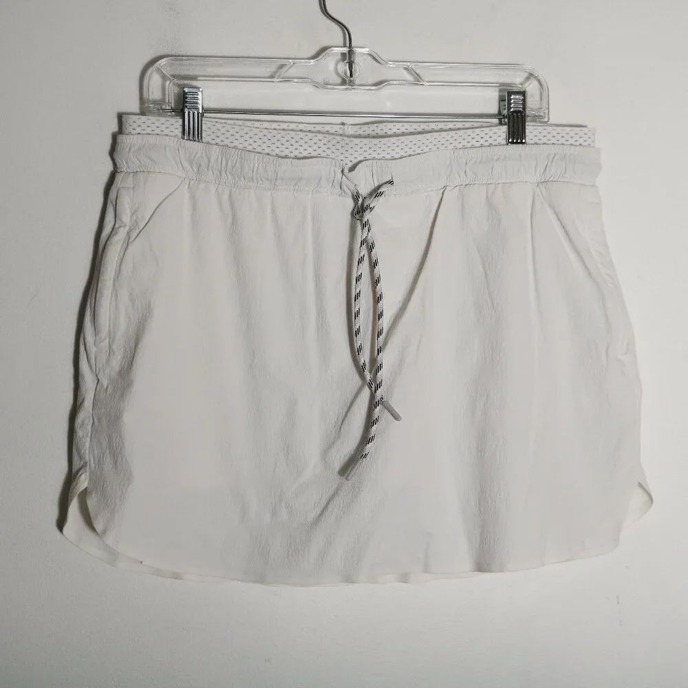 Athleta Crest Skort Womens 14 White Skirt Shorts Athletic Drawstring Workout